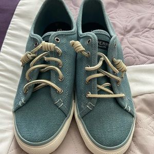 Sperrys women 8.5 never worn